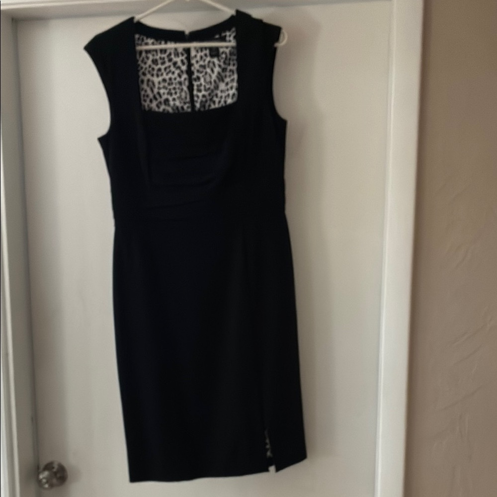 Elegant Black Sleeveless Dress